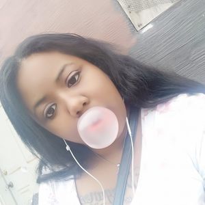 Meet your Posher, Renee